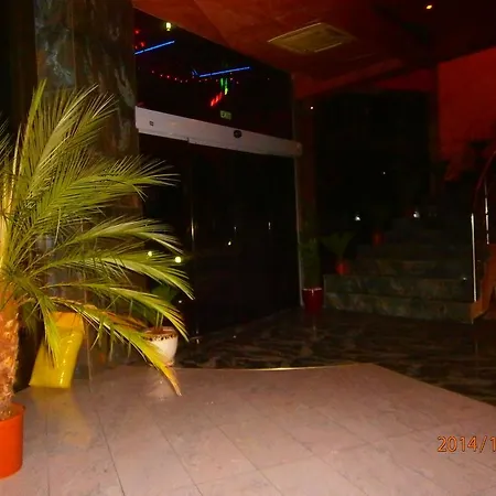Cabana & Relax Bar Hotel 3*